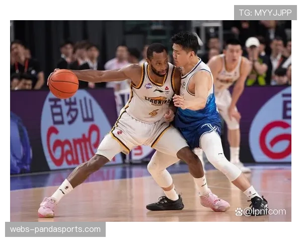 辽宁队外援火力不足 遭遇五外拉开战术克制